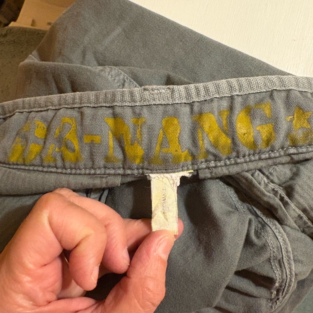 LAST CHANCE | Da-Nang olive green embroidered Y2K cargo-style pants - Picture 2 of 12